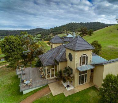 Sutherland Estate - Stunning Yarra Valley Vineyard Apartment Dixons Creek